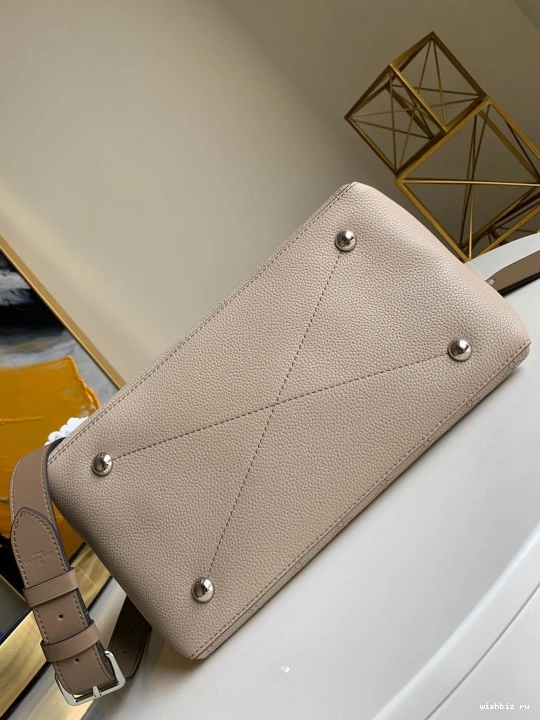 WIS VUITTON LOUIS HOBO MM BEAUBOURG 0811
